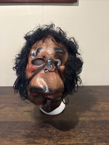 Vintage 1979 cowie cjc - vintage, creepy